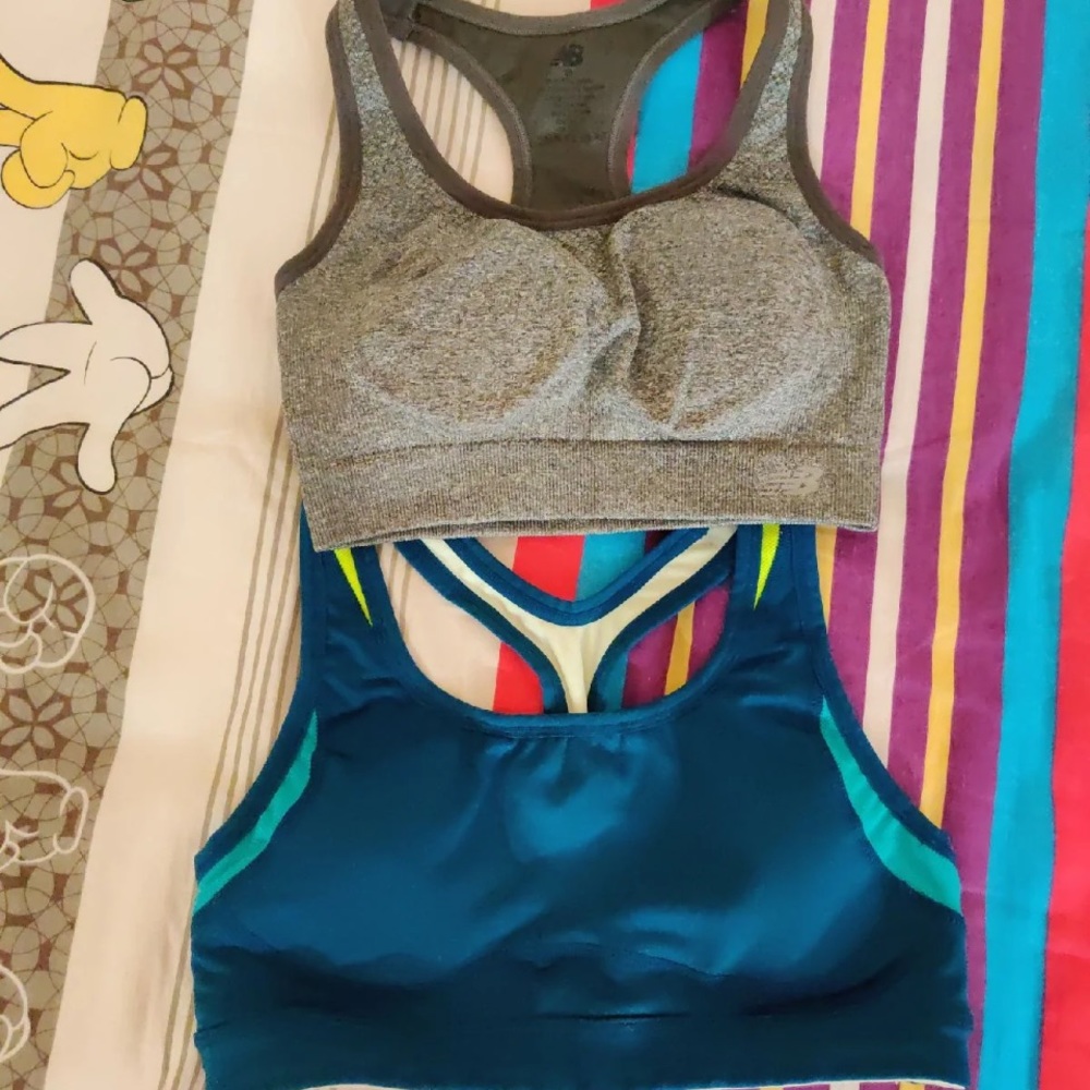 2 New balance sports bras